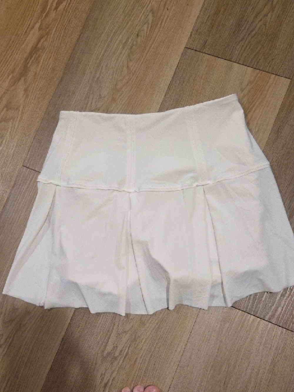 lululemon athletica White Women's Skort - Picture 2 of 5